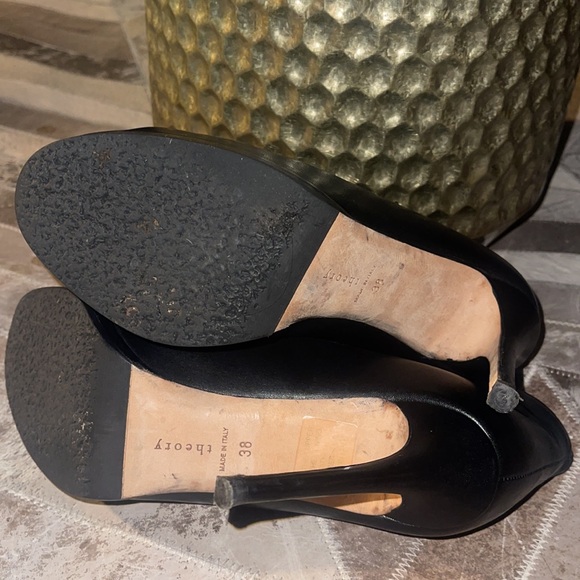 Boots - Picture 4 of 5